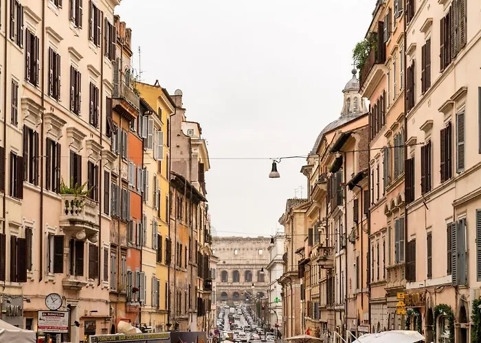 Storico Vicinissimo Al Colosseo Рим